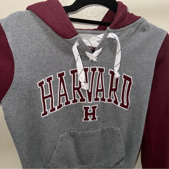 Cute Harvard College Hoodie/Sweatshirt - Picture 2 of 7